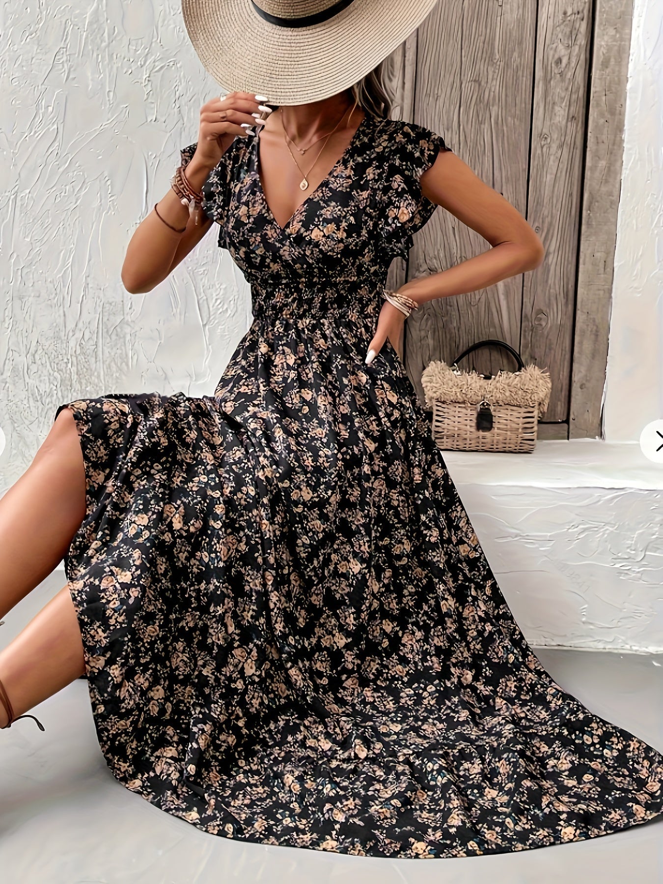 Gracefully Styled Dress for Any Occasion