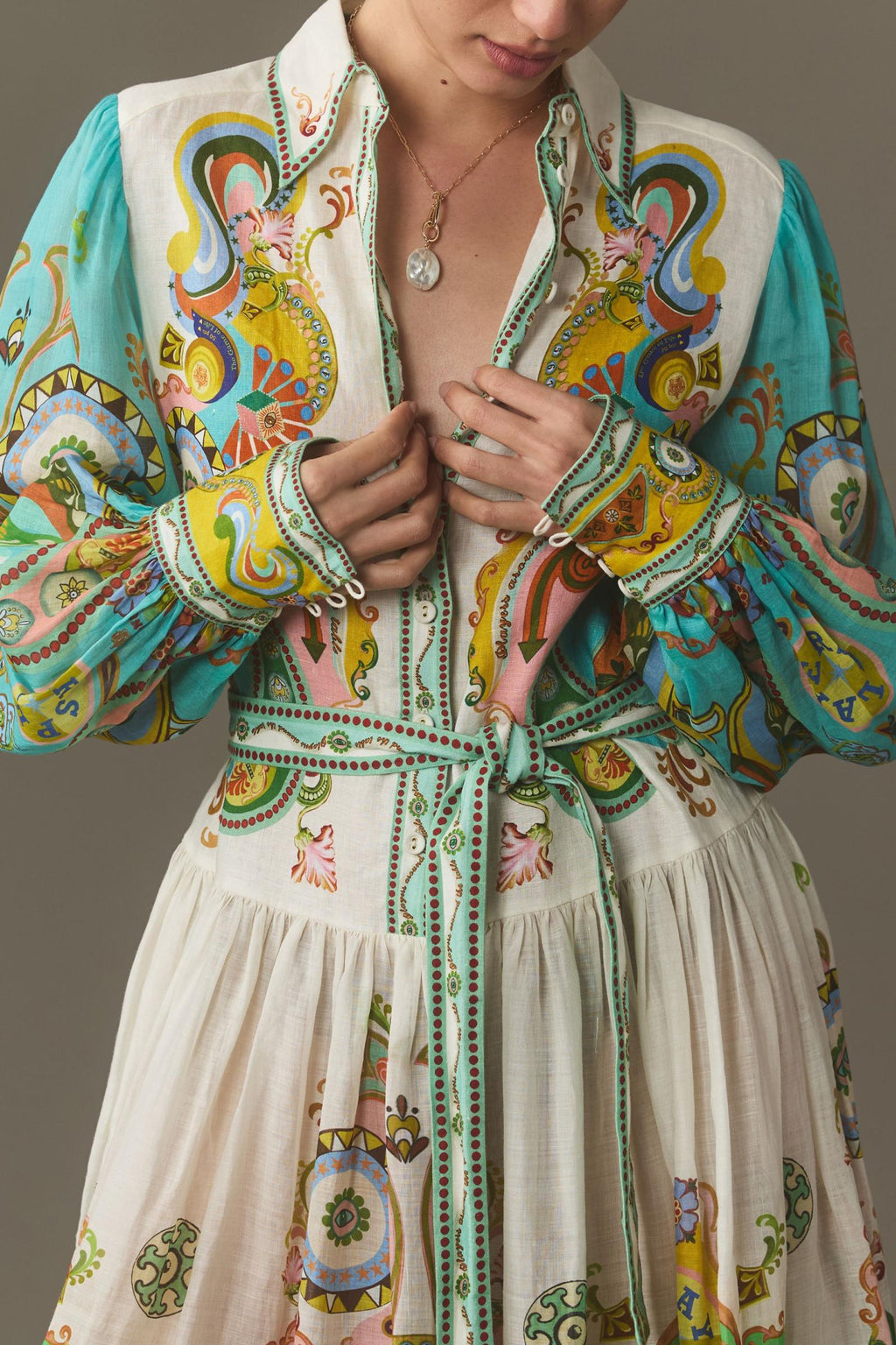 Gracefully Styled Dress for Any Occasion