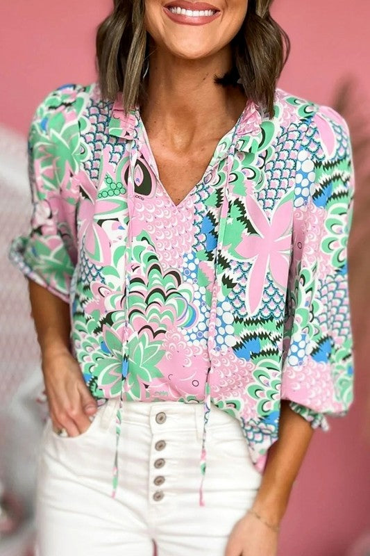 Classic Vintage Blouse with a Flattering Fit