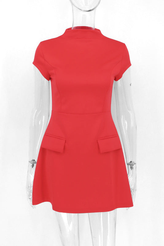 Well Tailored Dress with a Graceful Silhouette