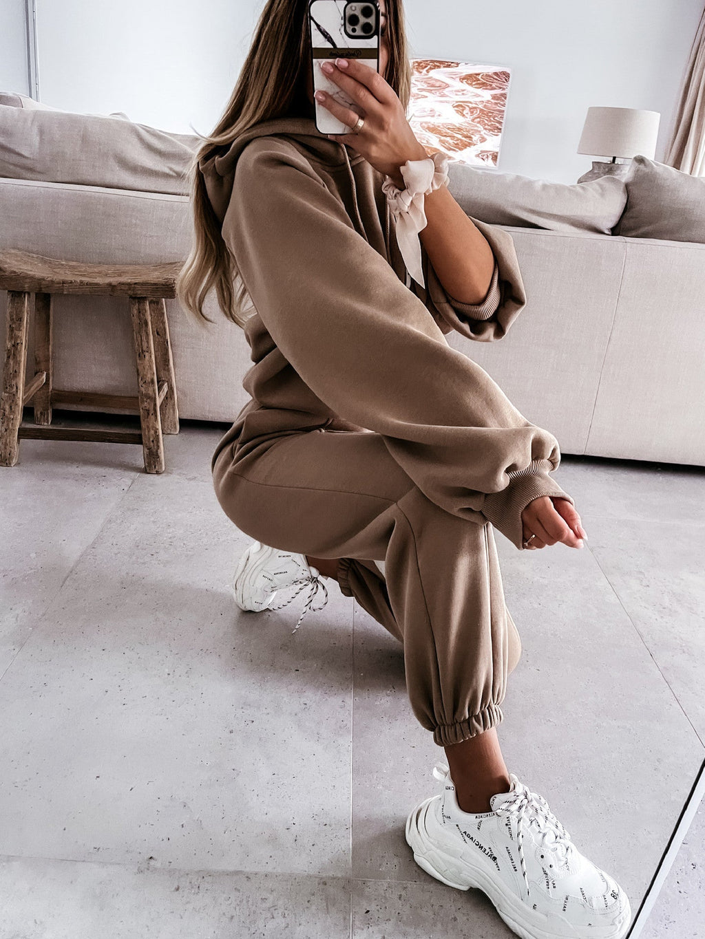 Polished Trousers with an Effortless Classic Look