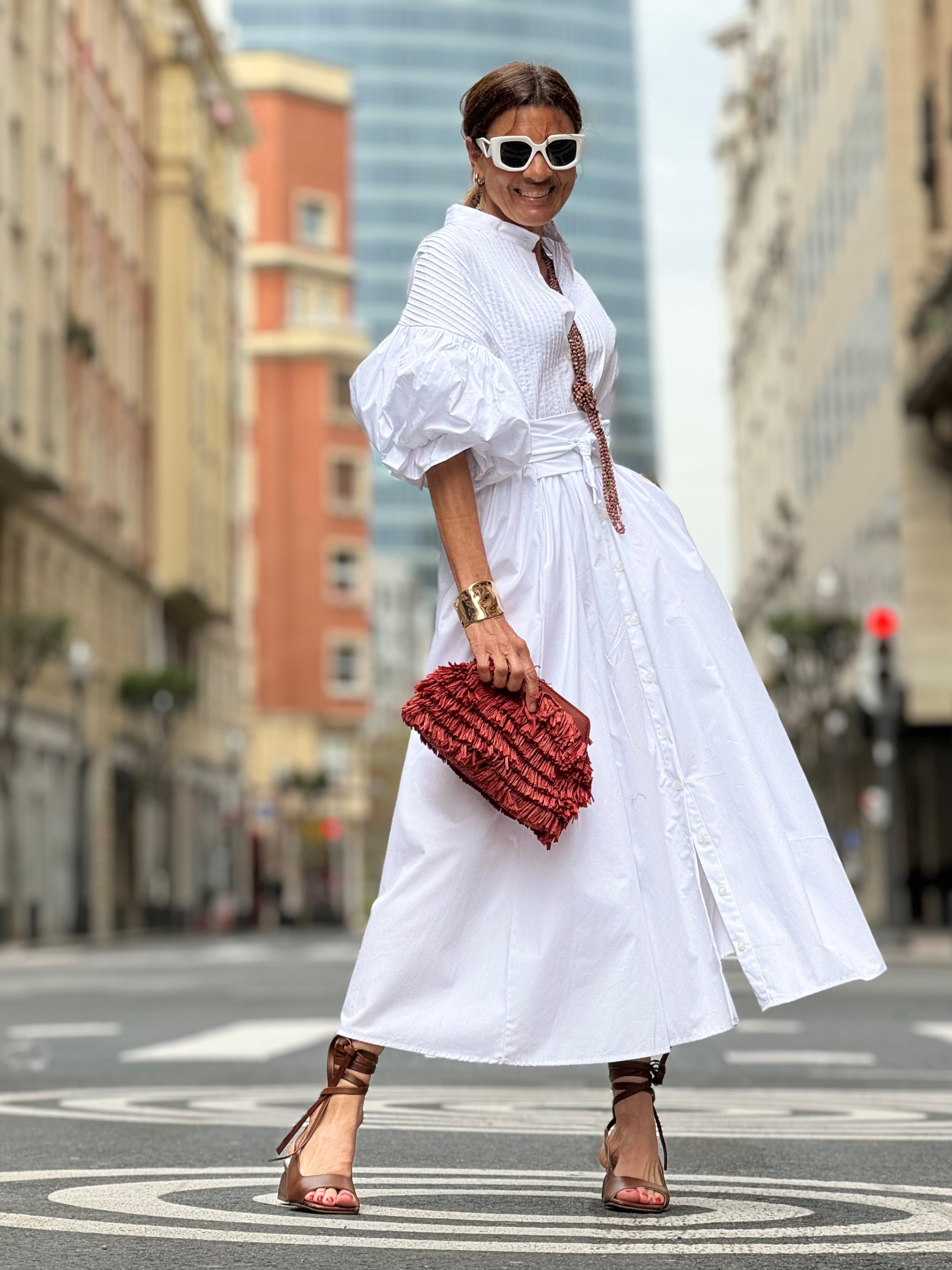 Beautifully Finished Dress in a Timeless Design