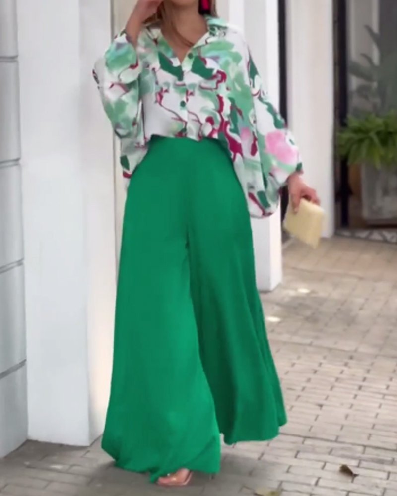 Effortlessly Elegant Trousers with a Timeless Design