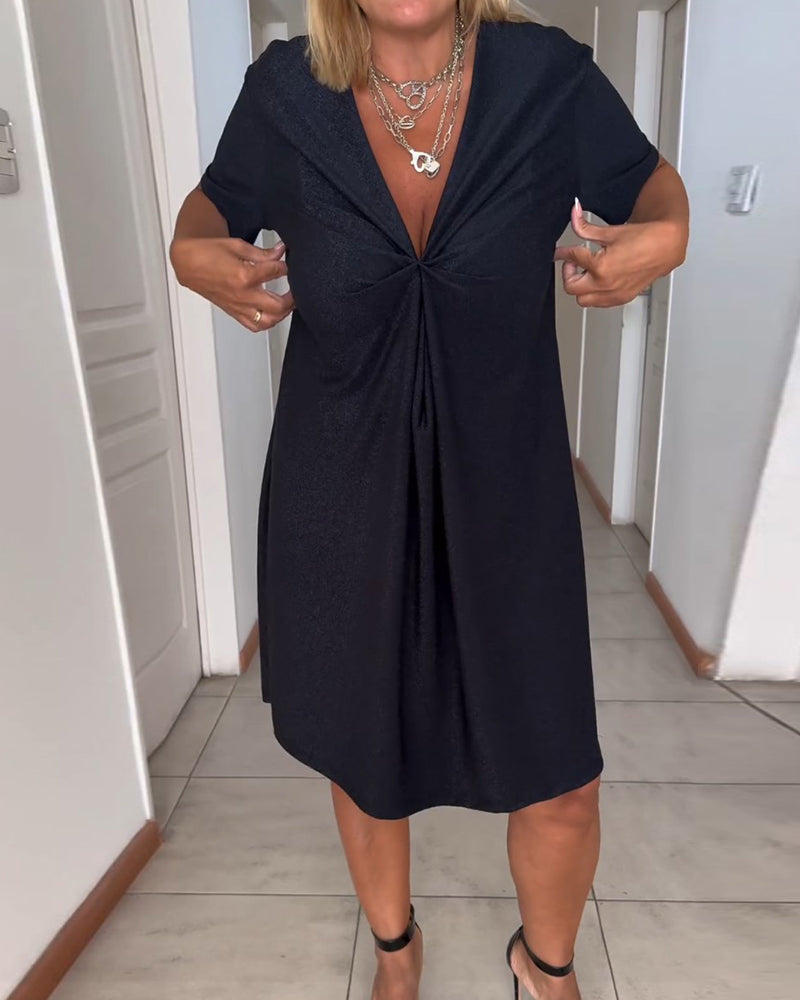 Classic Vintage Dress with a Flattering Fit