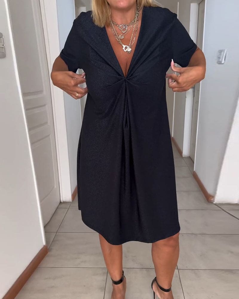 Polished Dress with an Effortless Classic Look