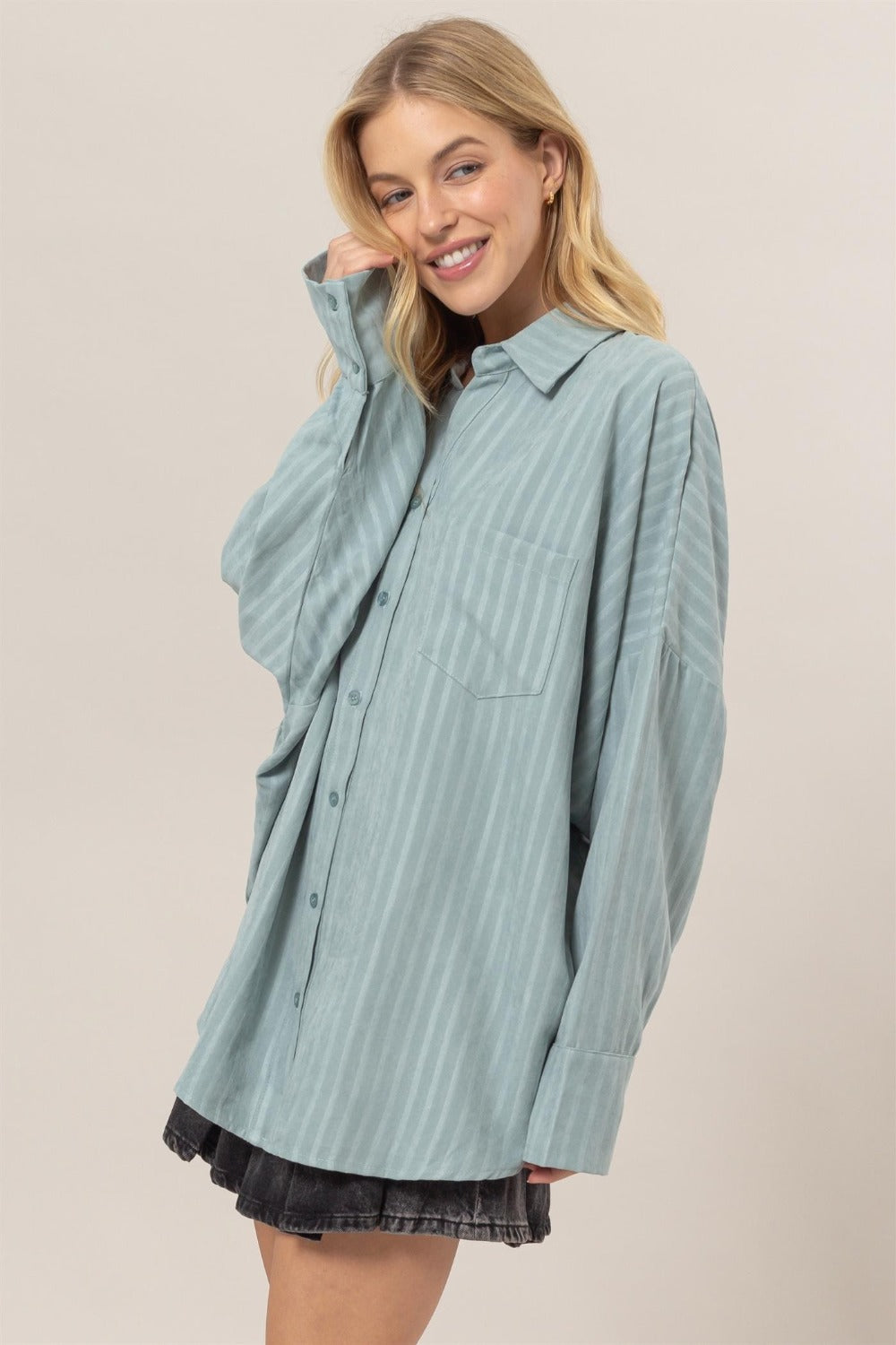 Classic Vintage Shirt with a Flattering Fit