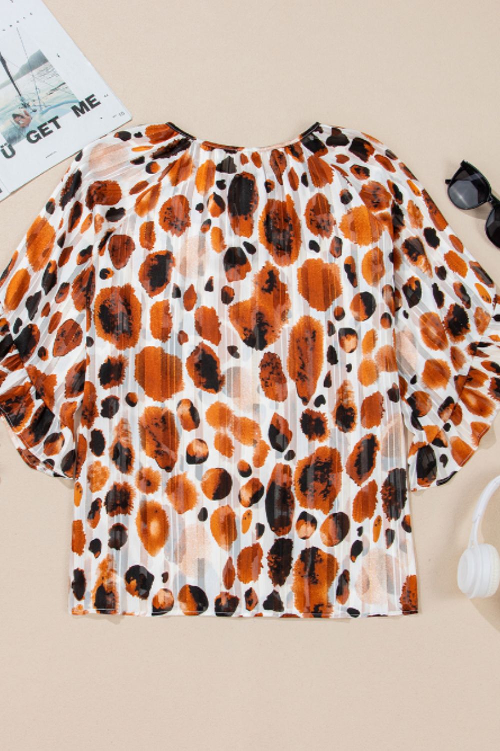 Sophisticated Blouse with a Clean Classic Look