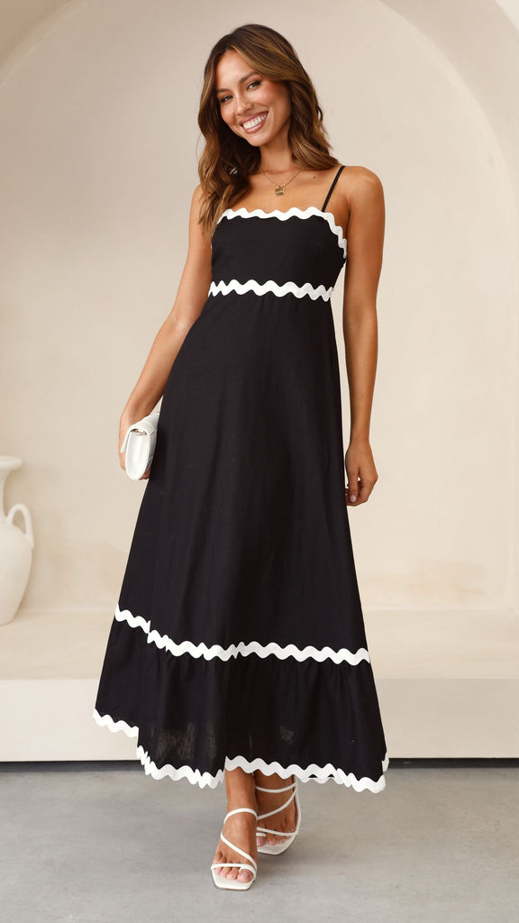 Effortlessly Elegant Dress with a Timeless Design