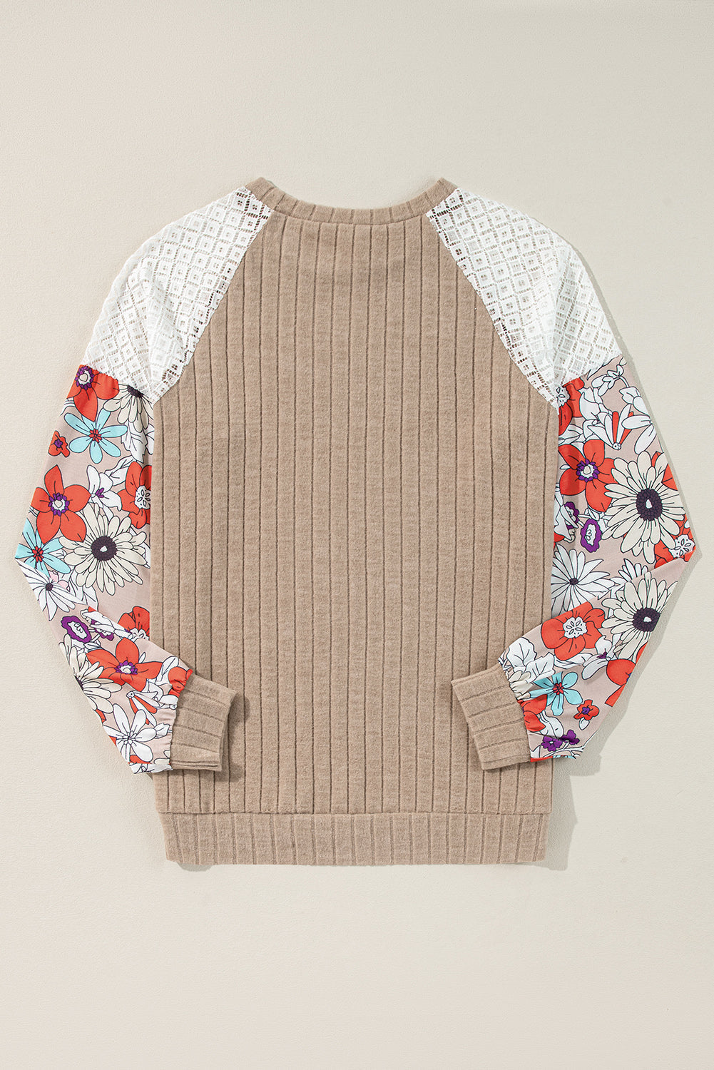 Beautifully Crafted Blouse in a Classic Style