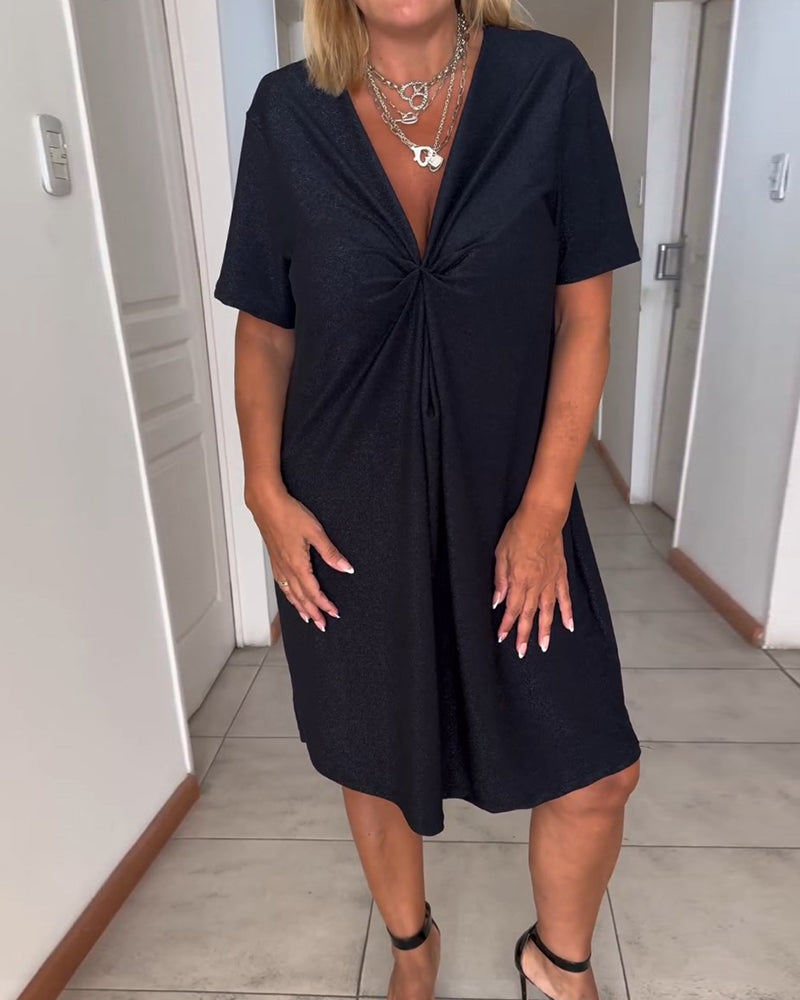 Classic Vintage Dress with a Flattering Fit