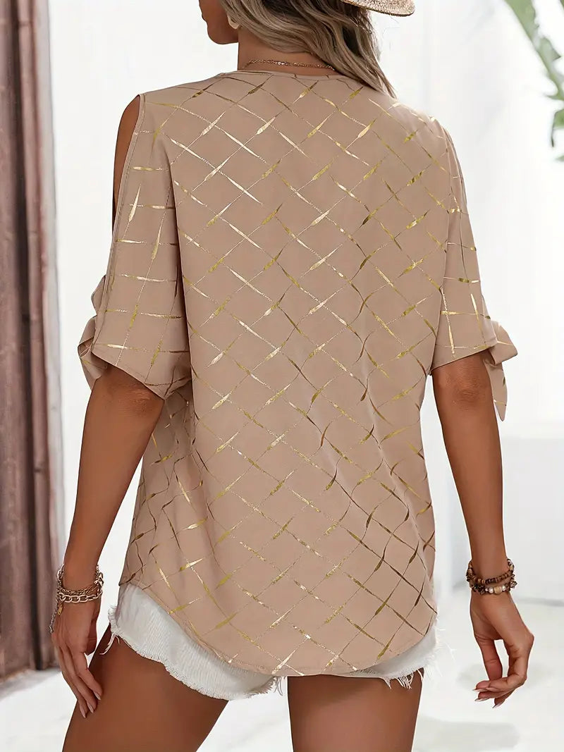 Beautifully Crafted Blouse in a Classic Style