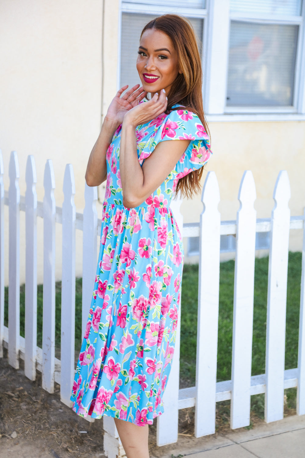 Well Tailored Dress with a Graceful Silhouette
