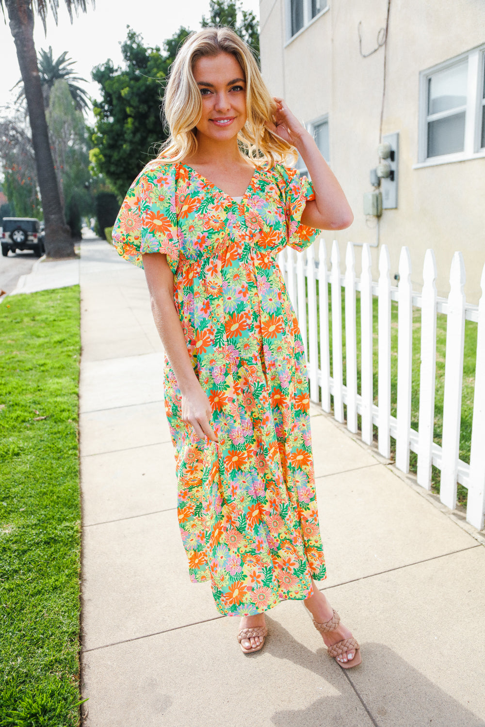 Classic Vintage Dress with a Flattering Fit