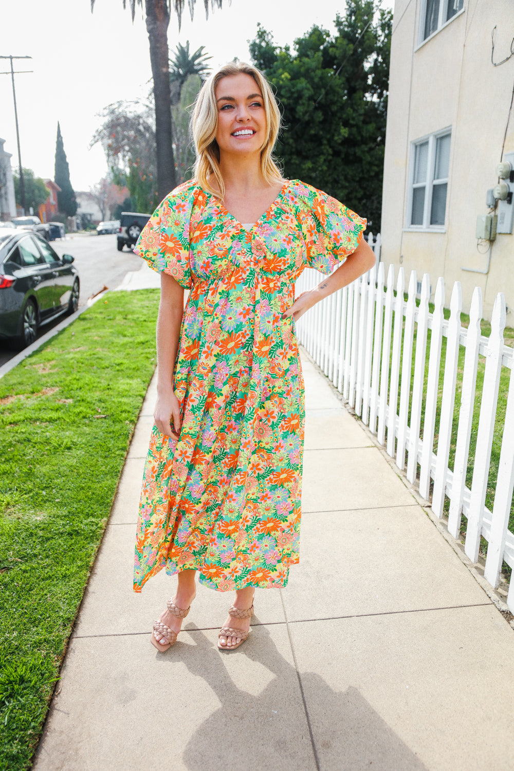 Classic Vintage Dress with a Flattering Fit