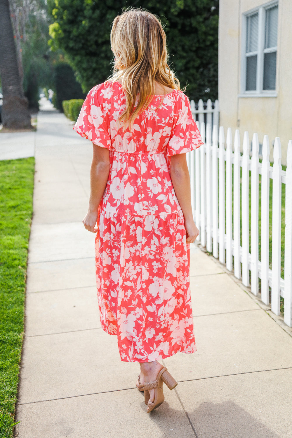 Classic Vintage & Enduringly Stylish Dress