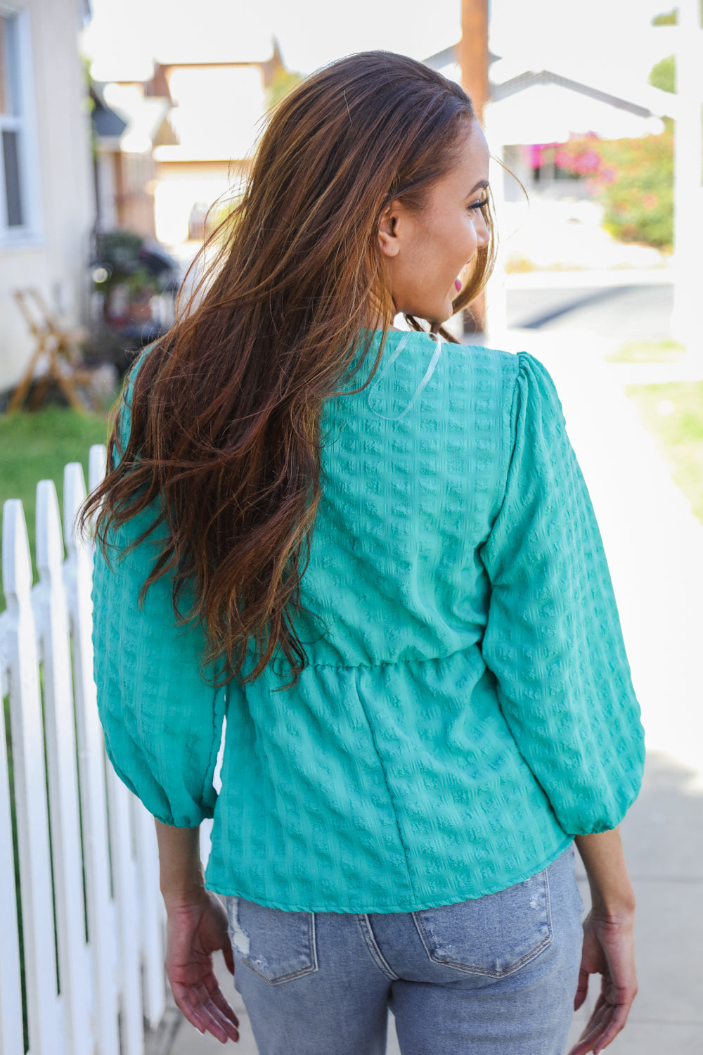 Well Tailored Blouse with a Graceful Silhouette