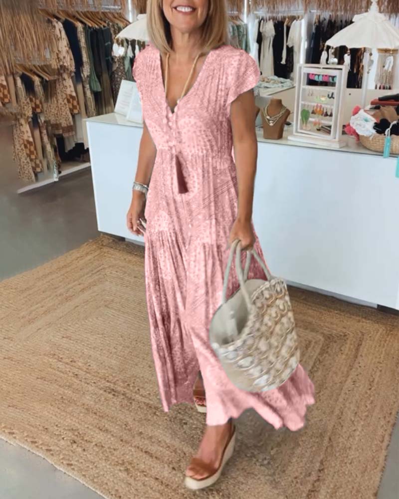 Classic Vintage & Enduringly Stylish Dress