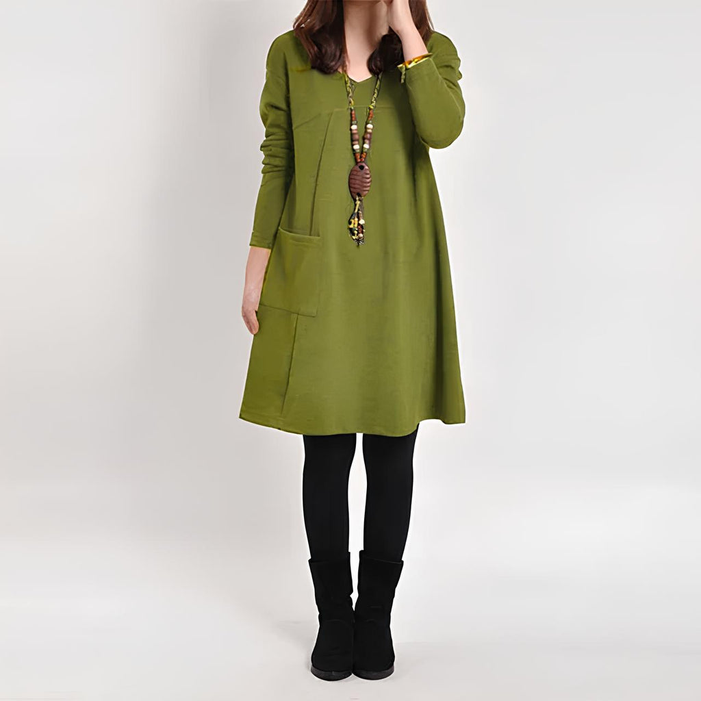 Gracefully Styled Dress for Any Occasion