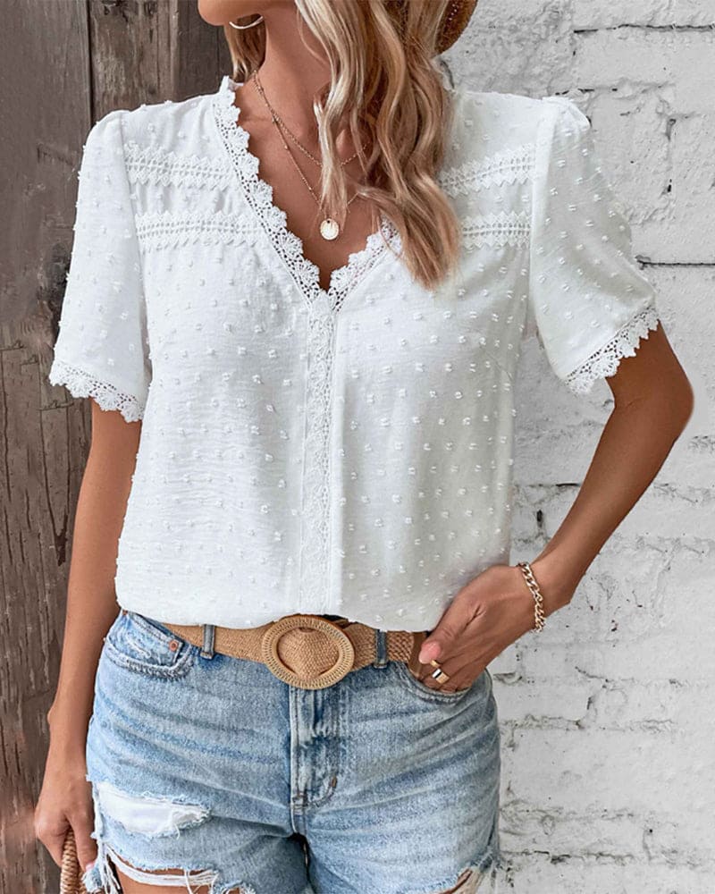 Beautifully Crafted Shirt in a Classic Style