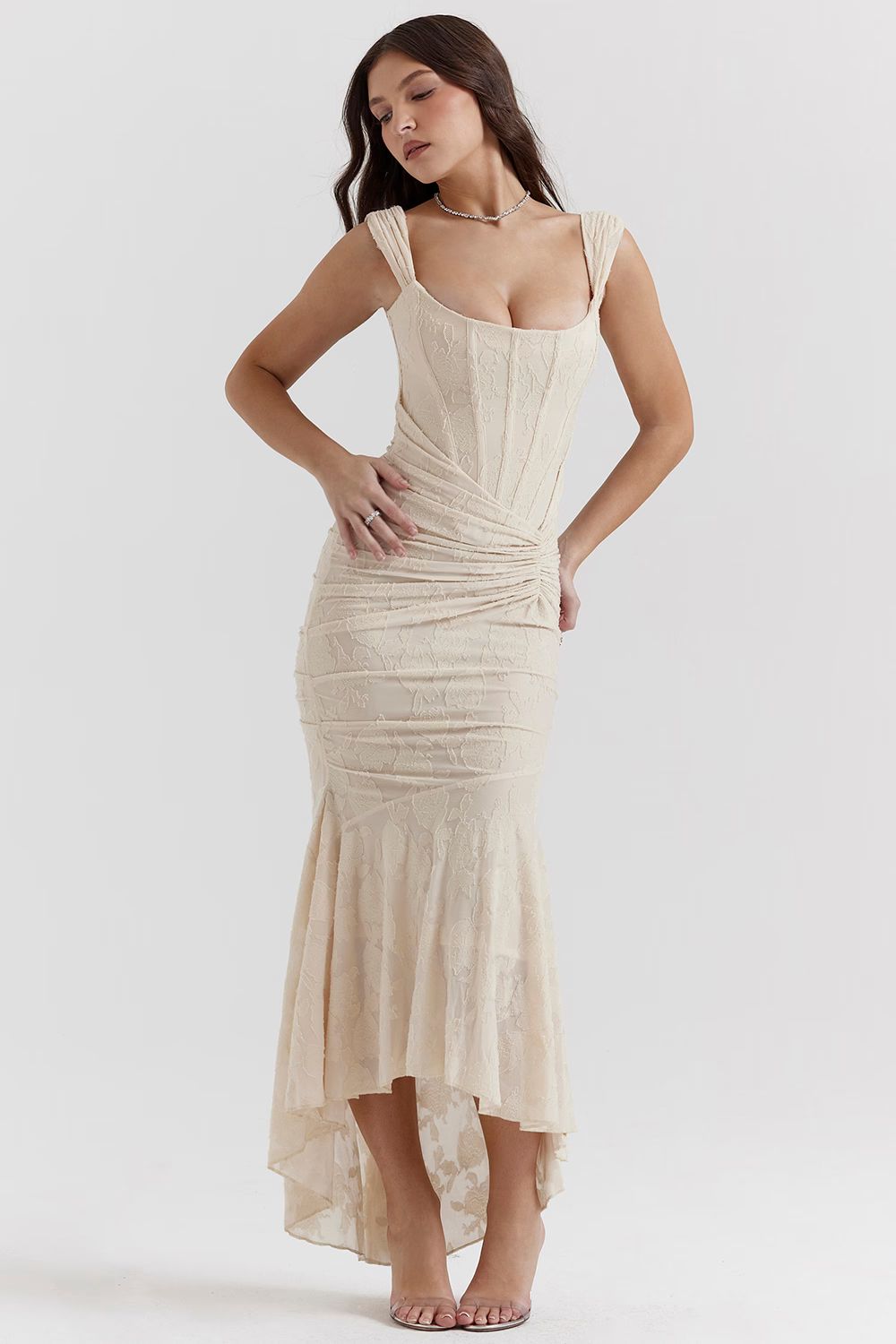 Beautifully Crafted Dress in a Classic Style
