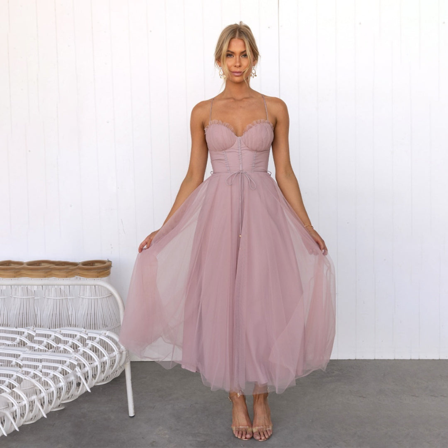 Gracefully Styled Dress for Any Occasion