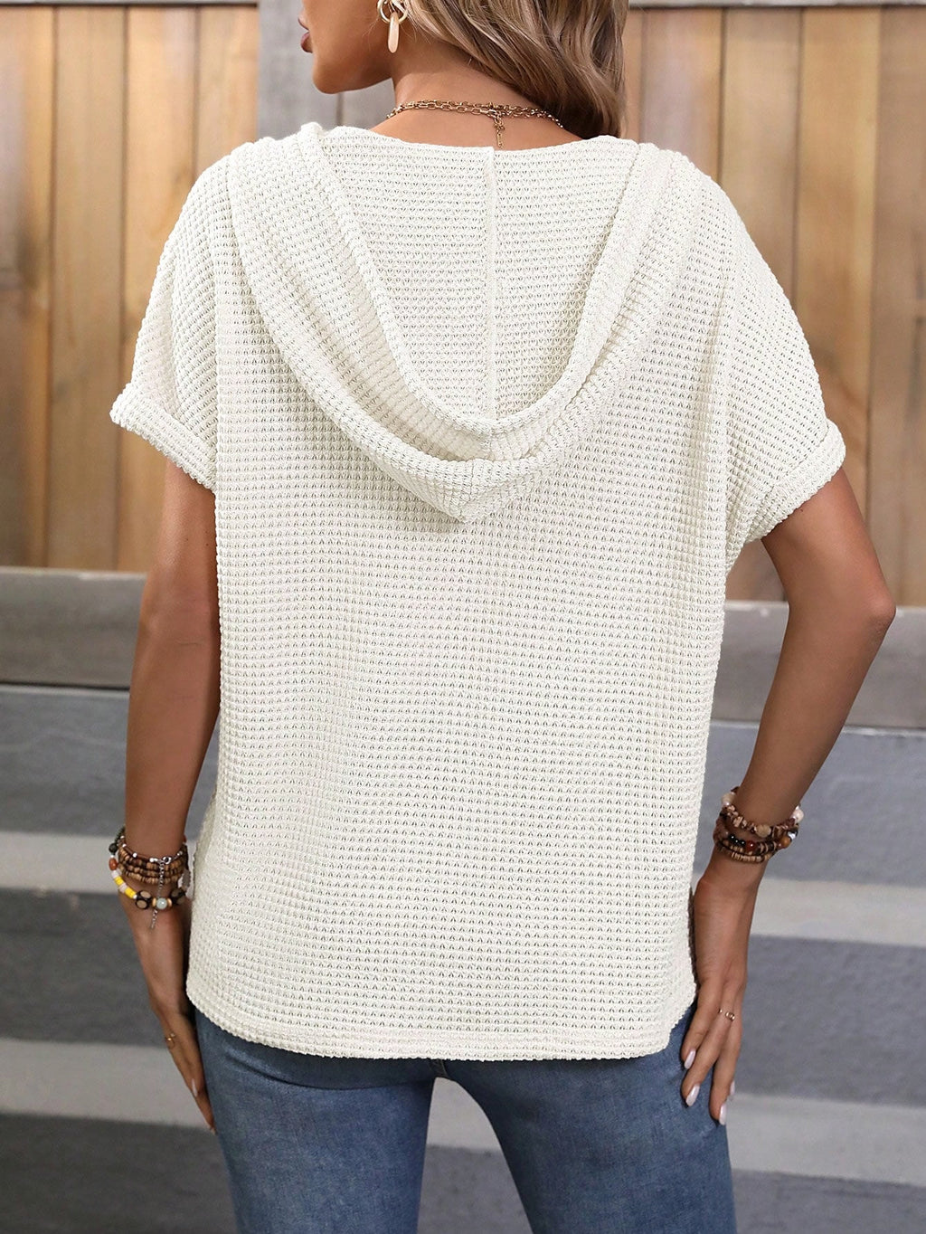 Beautifully Crafted T-Shirt in a Classic Style