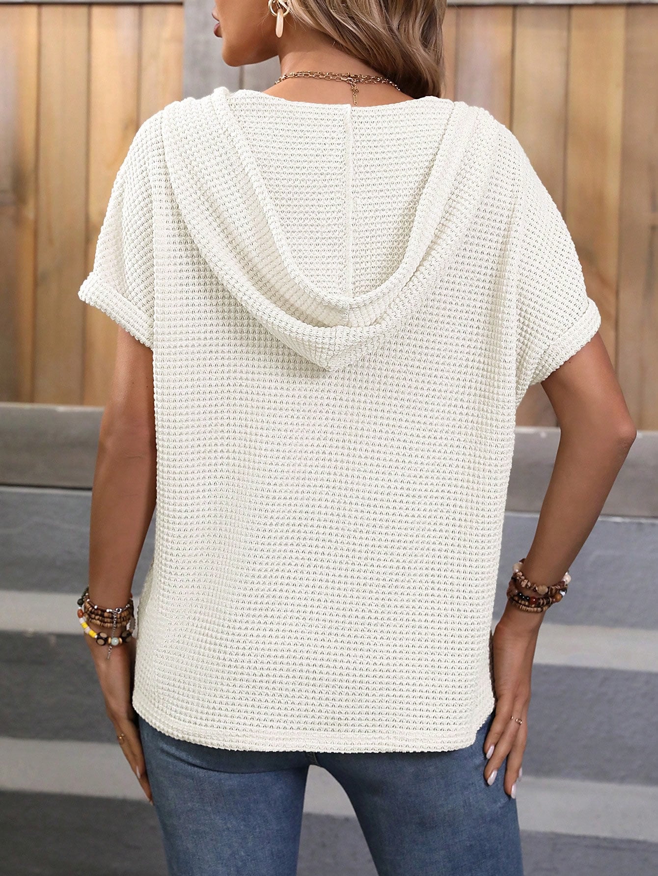 Beautifully Crafted T-Shirt in a Classic Style
