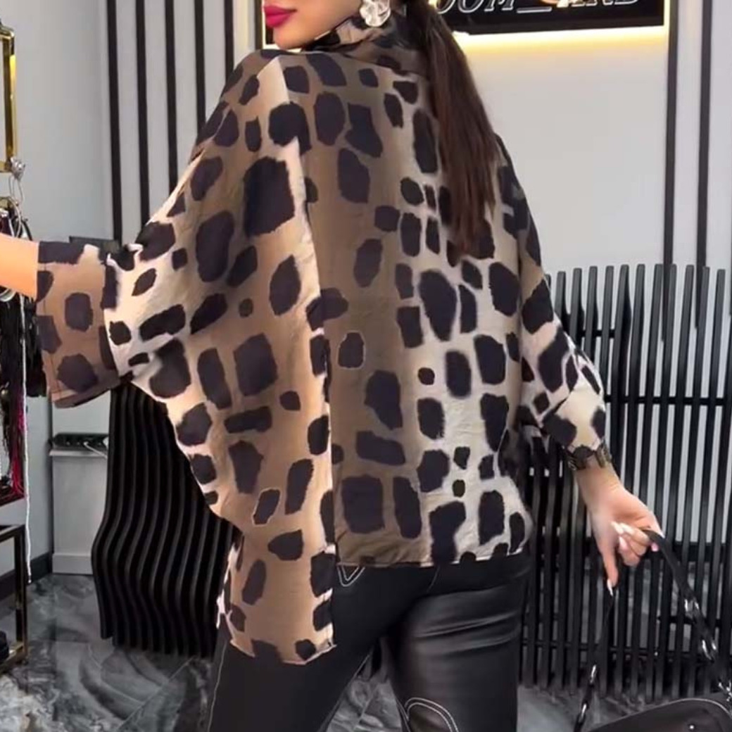 Polished Blouse with an Effortless Classic Look