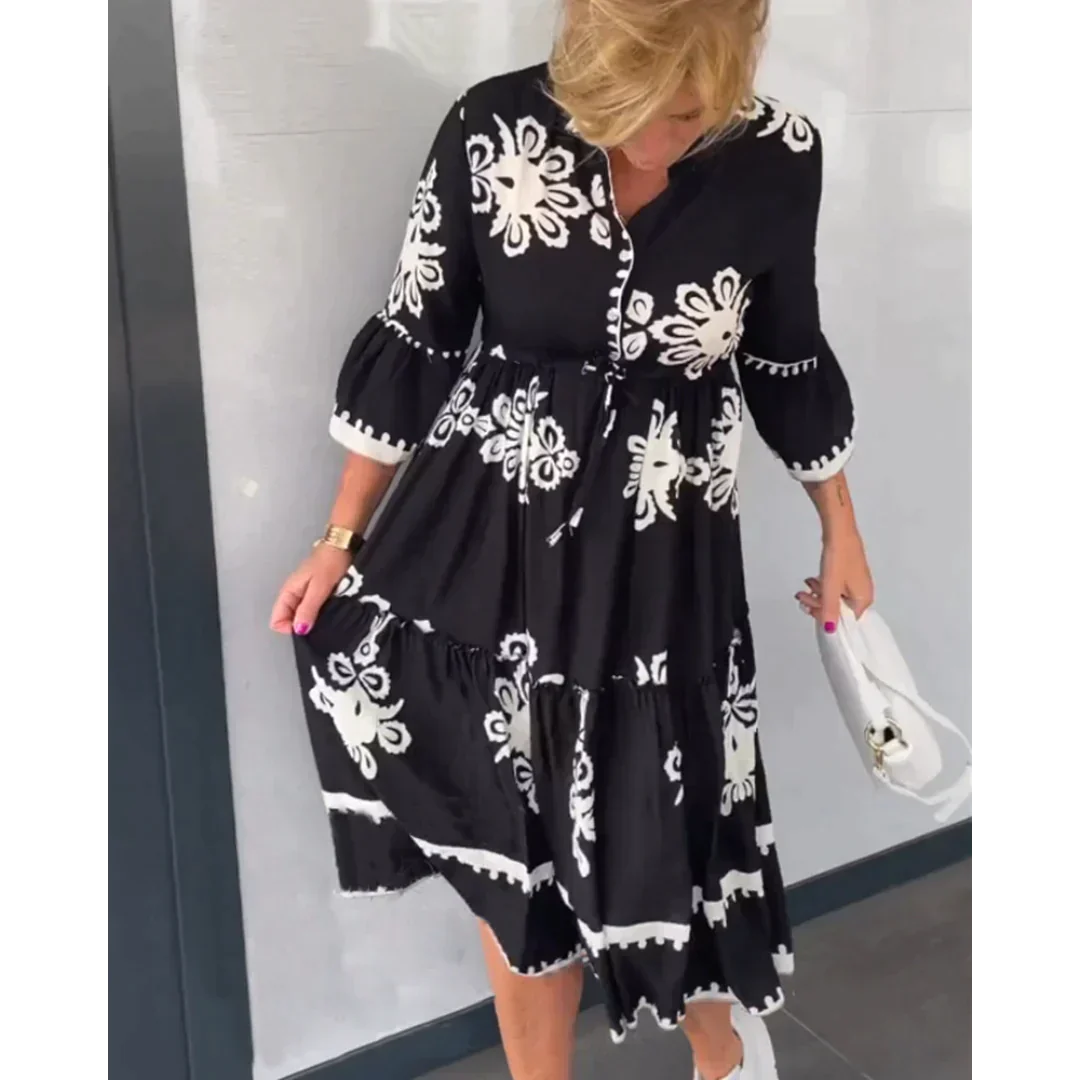 Classic Vintage & Enduringly Stylish Dress