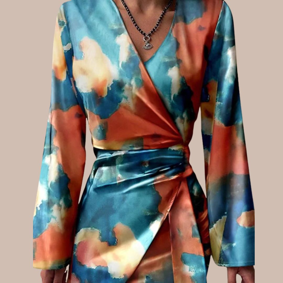 Well Tailored Dress with a Graceful Silhouette