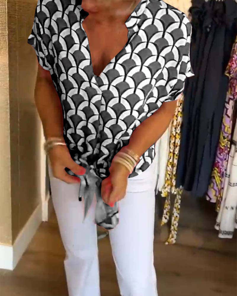 Classic Vintage & Enduringly Stylish Blouse