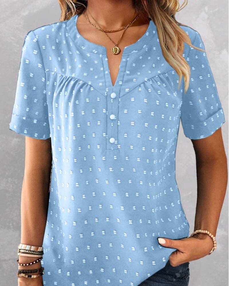Beautifully Crafted Blouse in a Classic Style