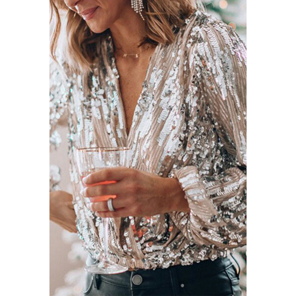 Well Tailored Shirt with a Graceful Silhouette