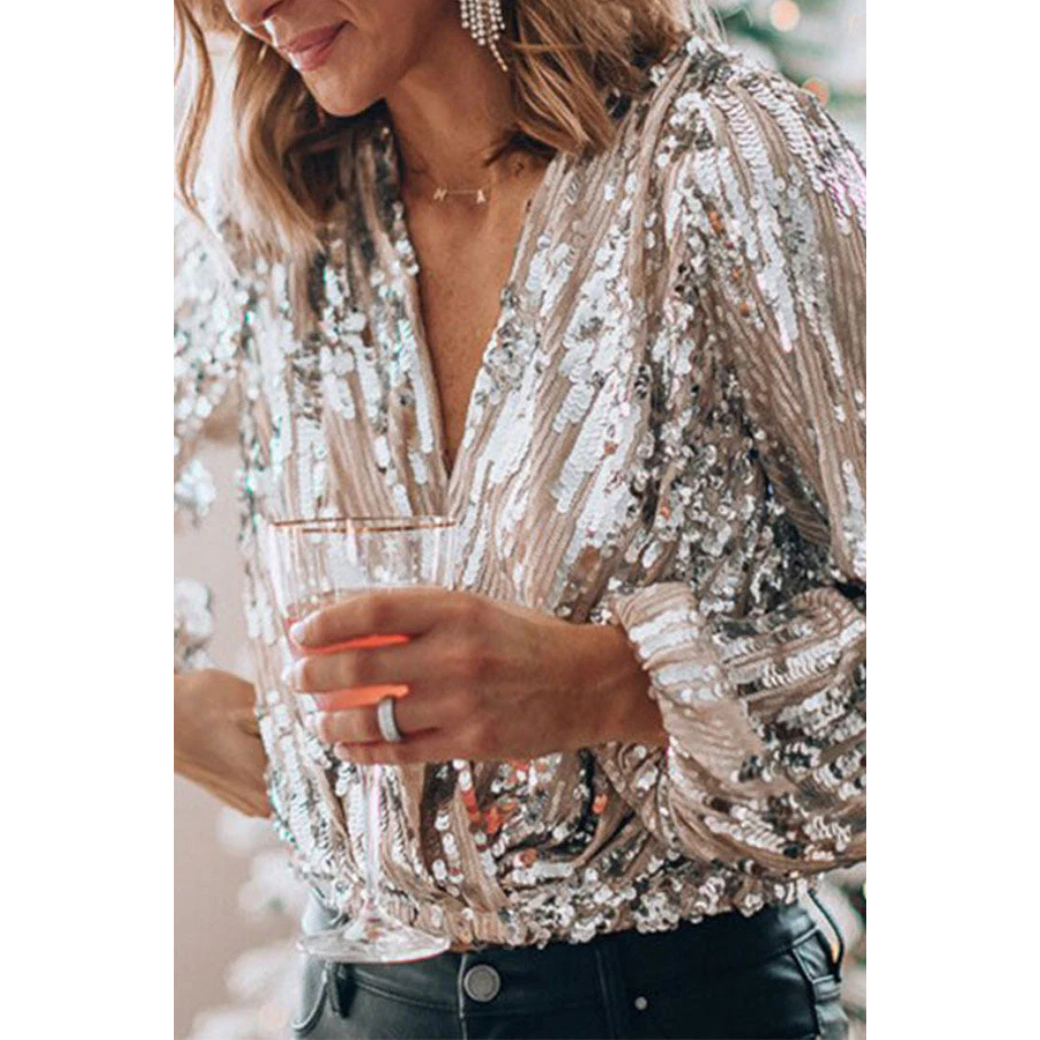 Well Tailored Shirt with a Graceful Silhouette