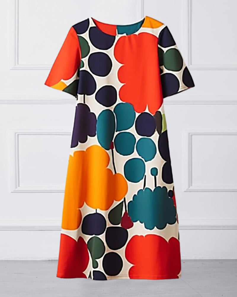 Classic Vintage Dress with a Flattering Fit