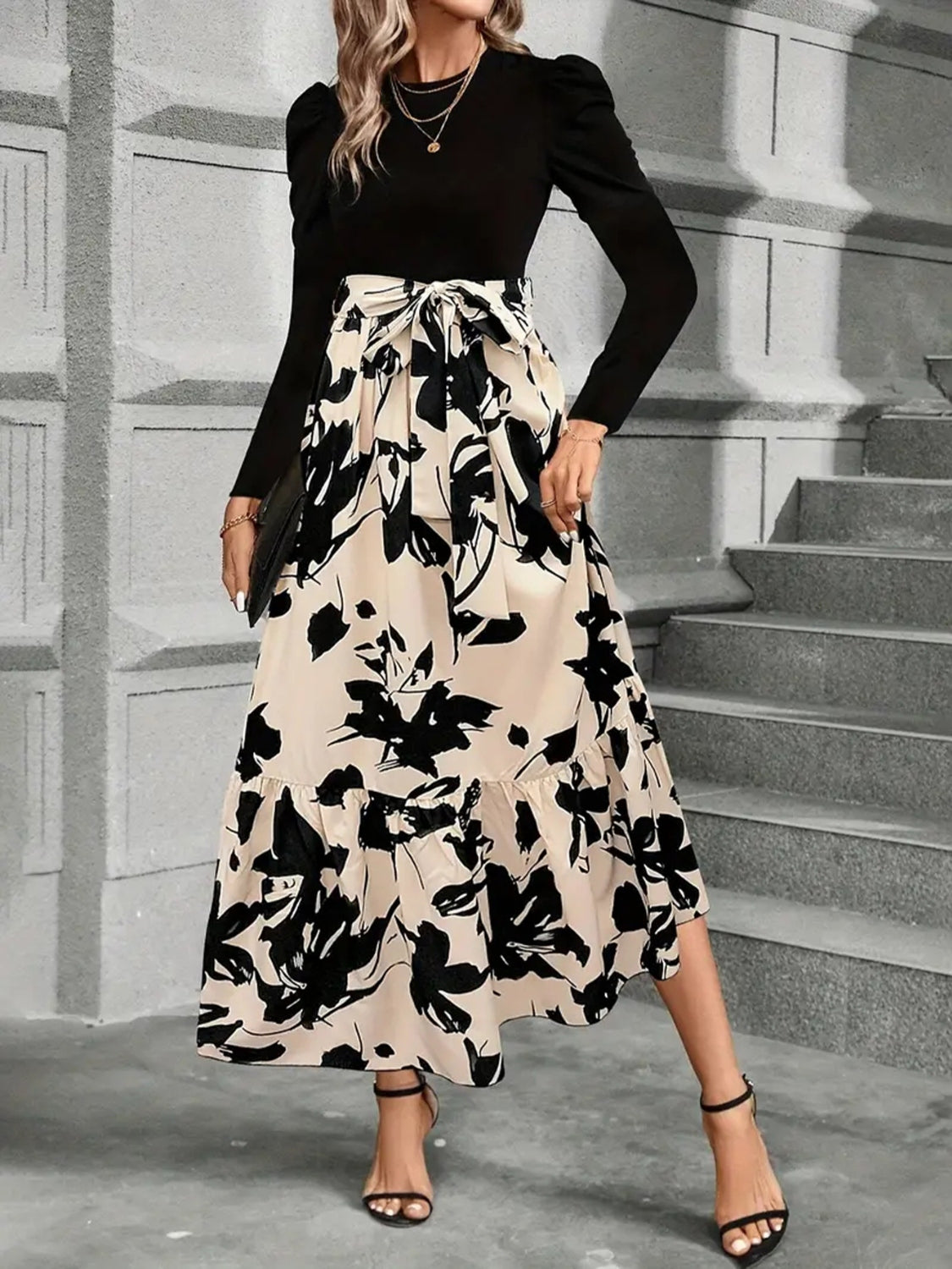Sophisticated Dress with a Clean Classic Look