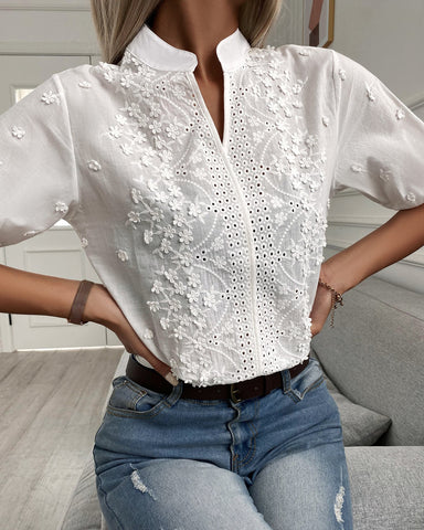 Sophisticated Blouse with a Clean Classic Look