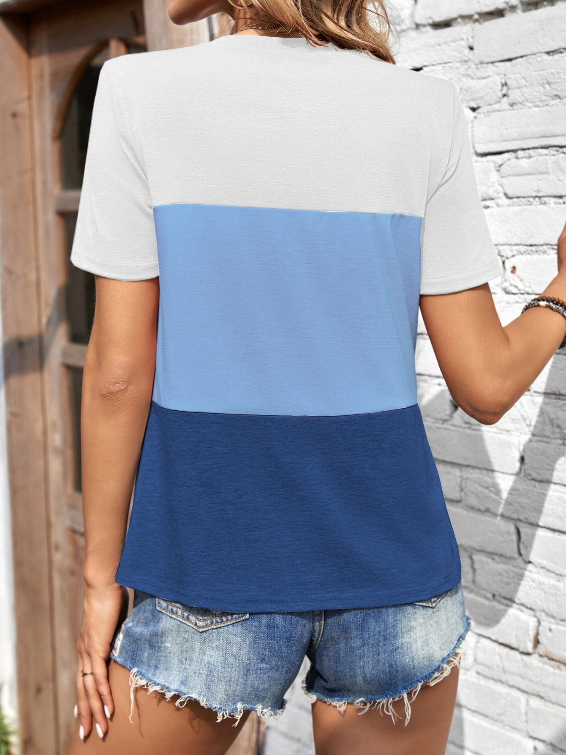 Sophisticated T-Shirt with a Clean Classic Look
