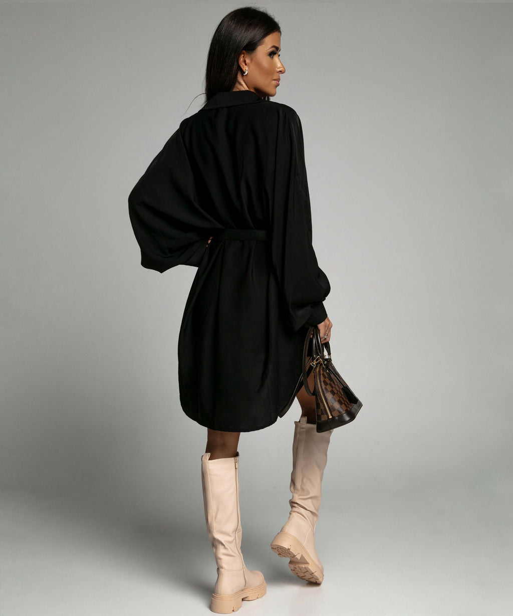 Effortlessly Elegant Blouse with a Timeless Design