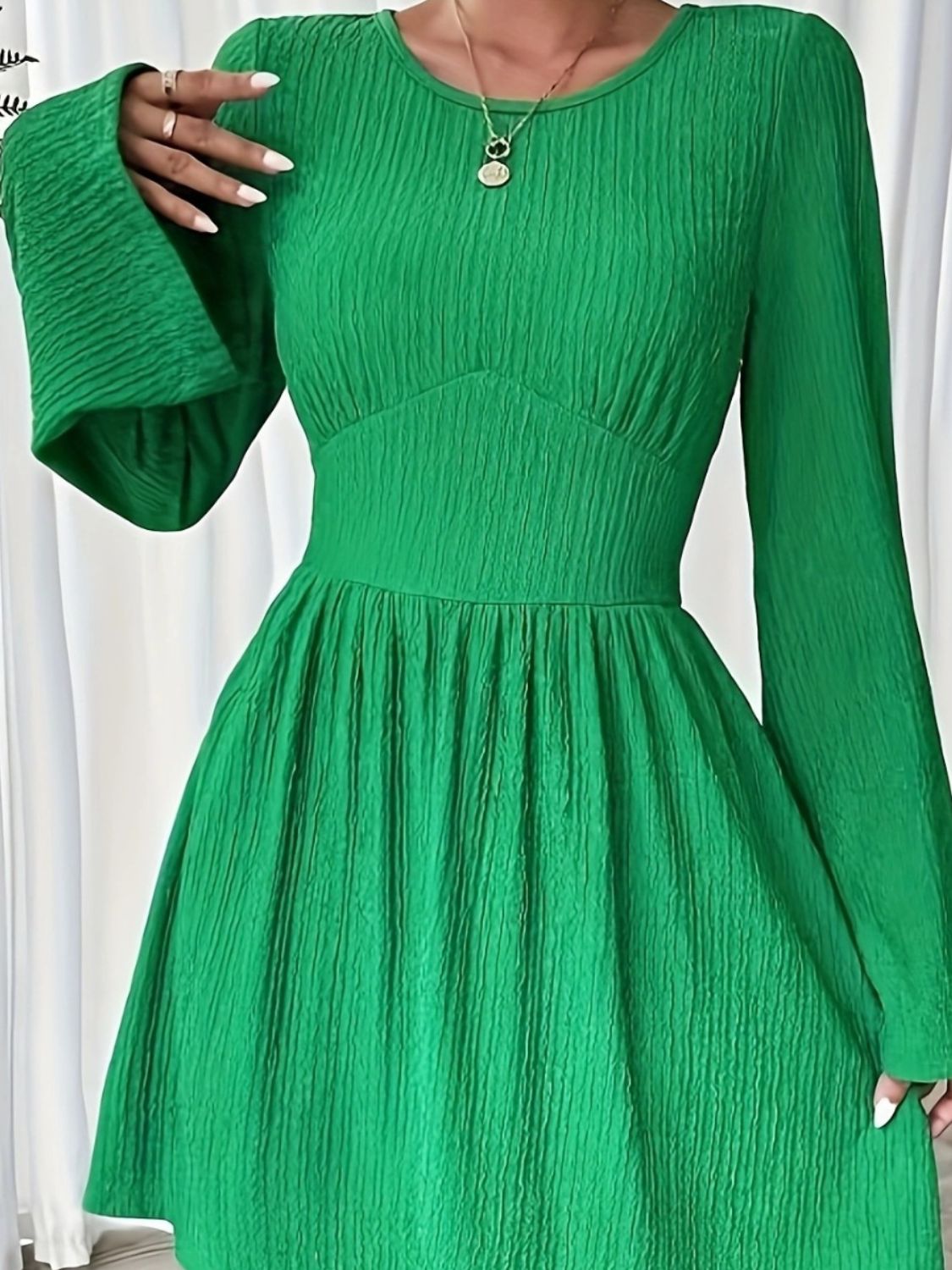 Classic Vintage Dress with a Flattering Fit