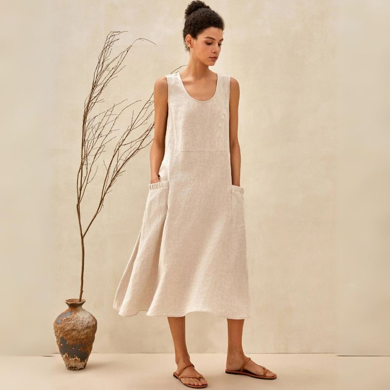 Classic Vintage & Enduringly Stylish Dress