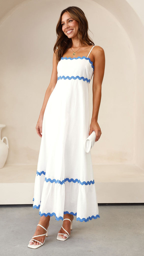 Effortlessly Elegant Dress with a Timeless Design