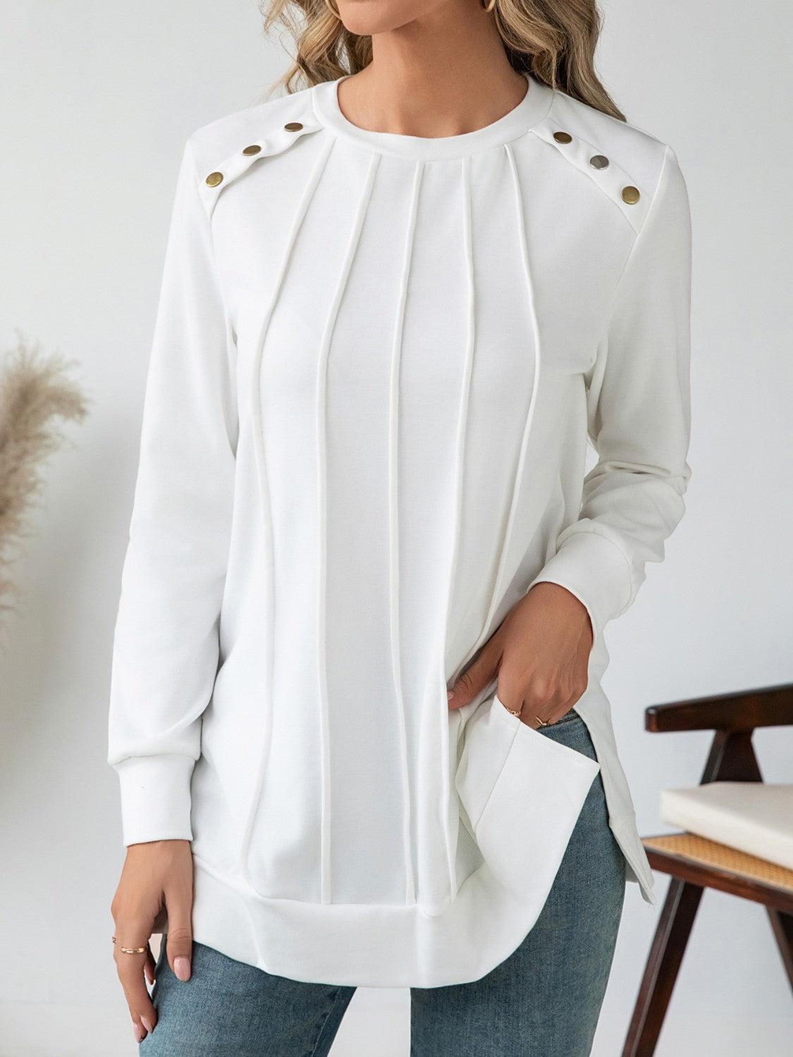 Gracefully Styled Blouse for Any Occasion