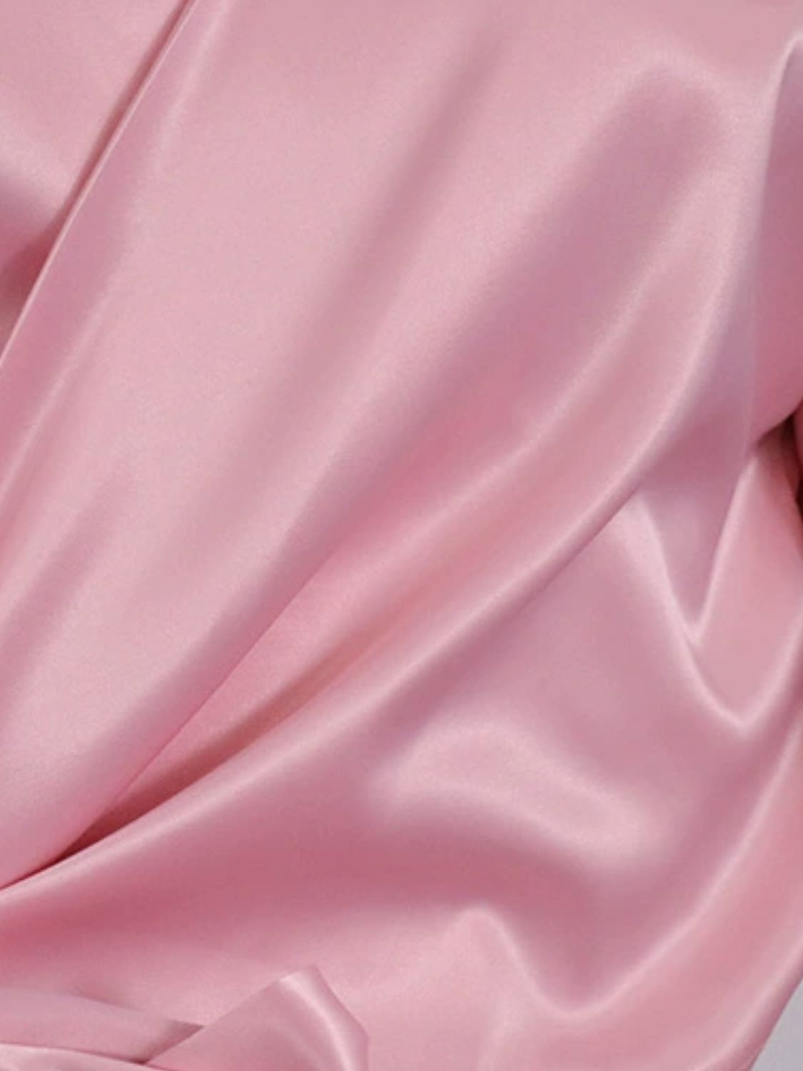 Effortlessly Elegant Blouse with a Timeless Design