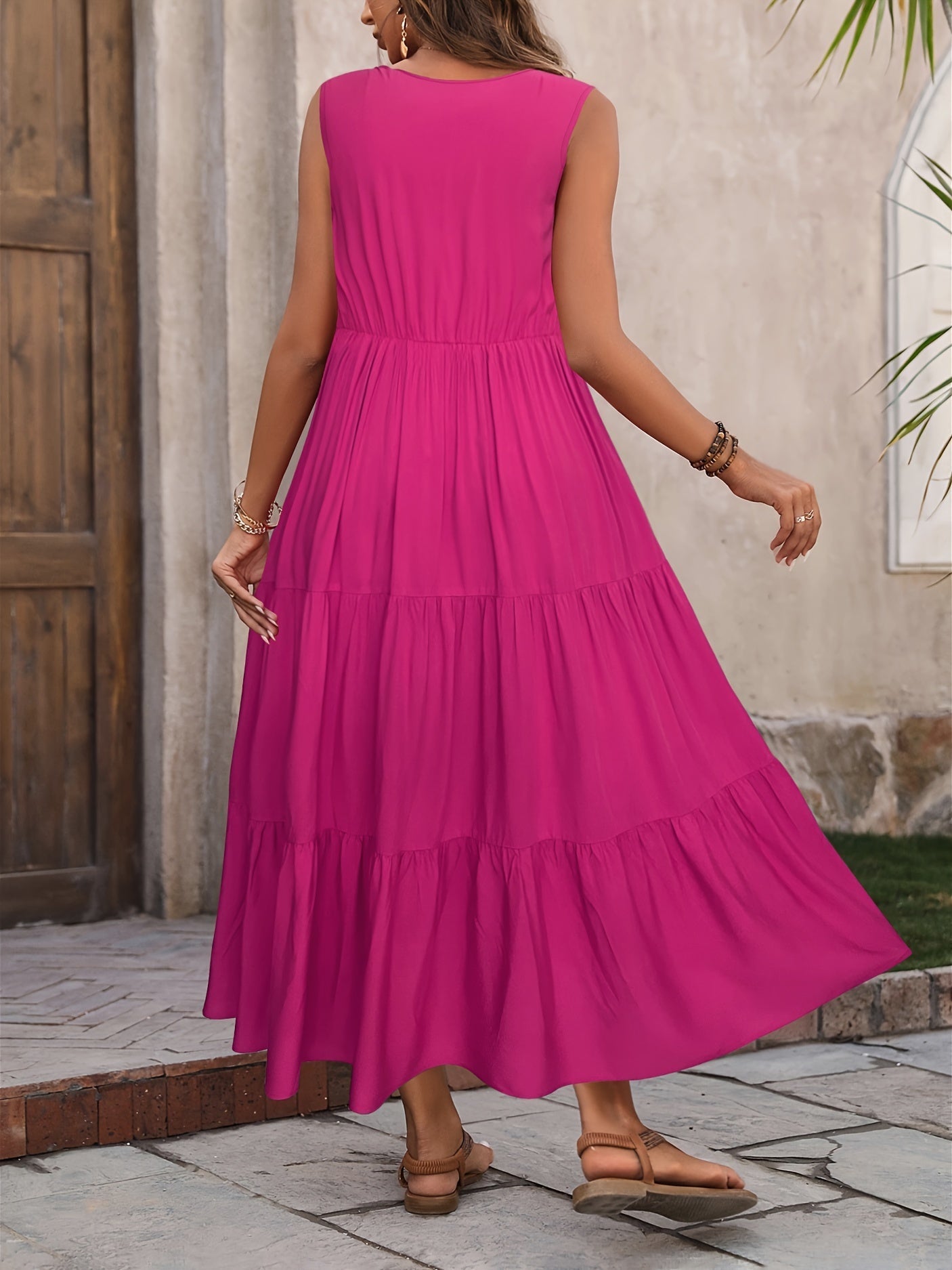Gracefully Styled Dress for Any Occasion