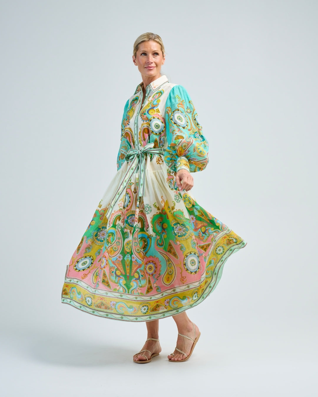 Gracefully Styled Dress for Any Occasion