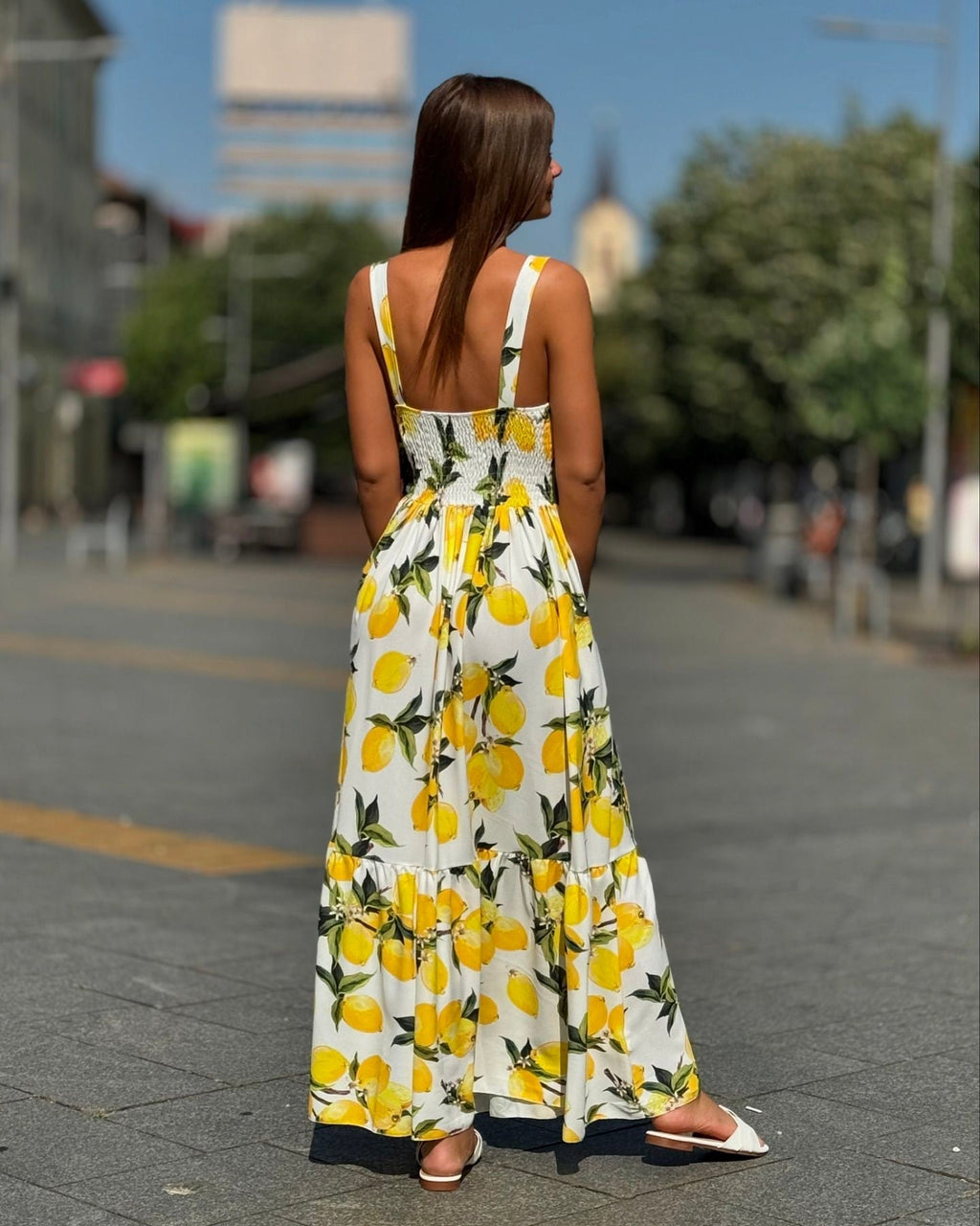 Beautifully Crafted Dress in a Classic Style