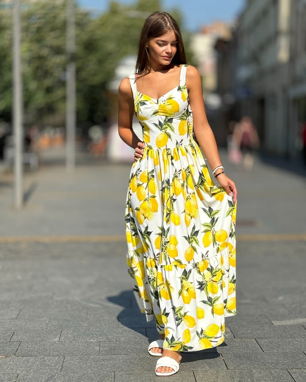 Beautifully Crafted Dress in a Classic Style