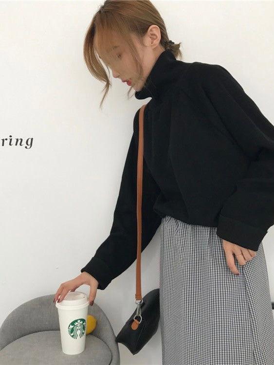 Effortlessly Elegant Shirt with a Timeless Design