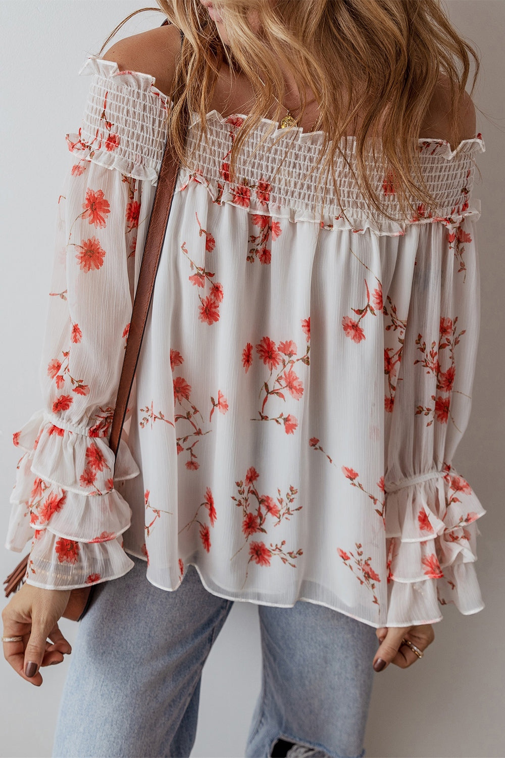 Sophisticated Blouse with a Clean Classic Look